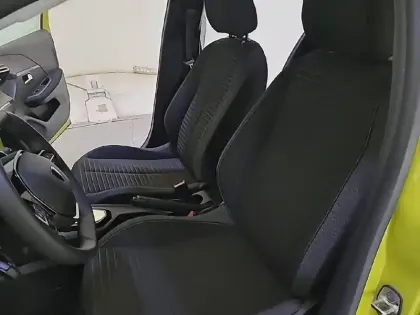 Photo 10 Peugeot 208  Hybrid 100 e-DCS6