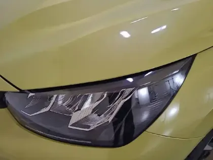 Photo 15 Peugeot 208  Hybrid 100 e-DCS6