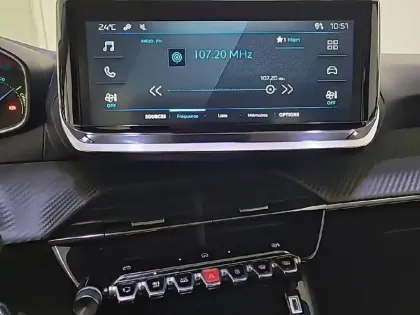 Photo 18 Peugeot 208  Hybrid 100 e-DCS6