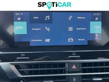 Photo 10 Citroën C4 e- 136 ch Automatique