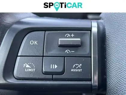 Photo 57 Citroën C4 e- 136 ch Automatique