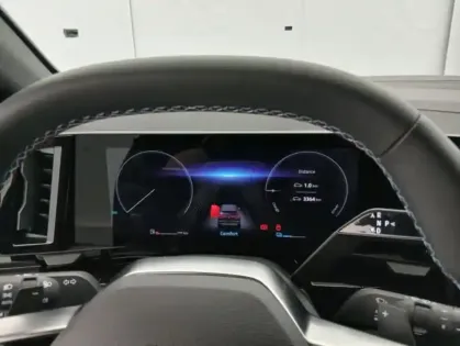 Photo 13 Renault Austral E-Tech hybrid 200 Iconic esprit Alpine