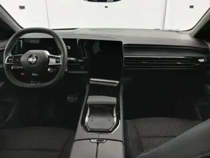 Photo 5 Renault Austral E-Tech hybrid 200 Iconic esprit Alpine