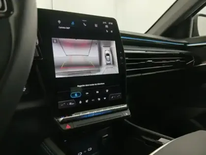 Photo 19 Renault Austral E-Tech hybrid 200 Iconic esprit Alpine