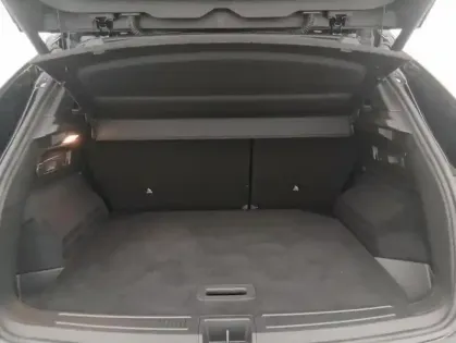 Photo 8 Renault Austral E-Tech hybrid 200 Iconic esprit Alpine