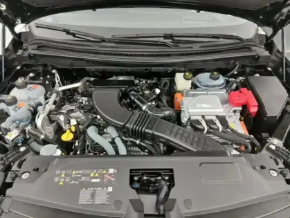 Photo 11 Renault Austral E-Tech hybrid 200 Iconic esprit Alpine