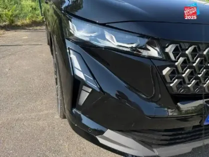 Photo 12 Renault Espace  1.2 E-Tech full hybrid 200ch Iconic 7 places - 25