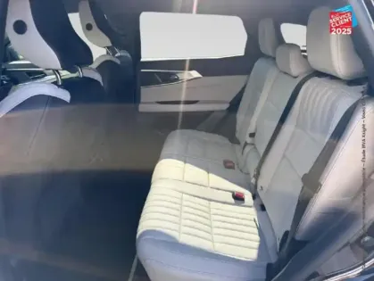 Photo 10 Renault Espace  1.2 E-Tech full hybrid 200ch Iconic 7 places - 25