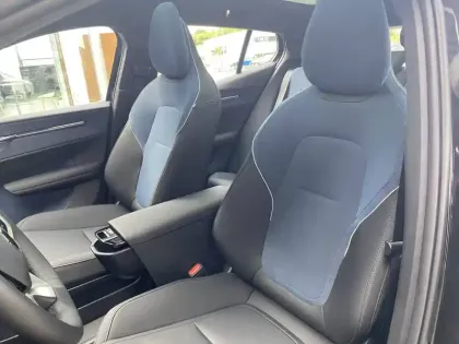 Photo 23 Volvo Ex30  Single Extended Range 272 ch 1EDT