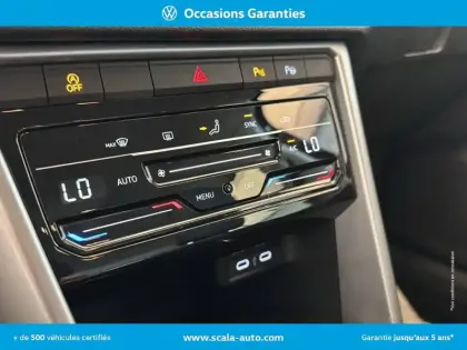 Photo 33 Volkswagen T-roc  1.0 TSI 116 Start/Stop BVM6