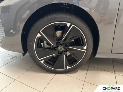 Photo 45 Peugeot 308  Electrique 54 kWh 156ch