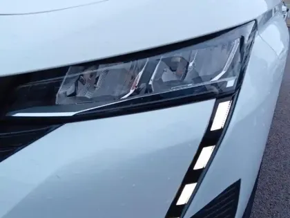 Photo 13 Peugeot 308  SW PureTech 110ch S&S BVM6 Active Pack