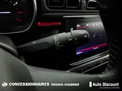 Photo 16 Citroën C3  PureTech 110 S&S Shine