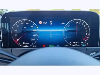 Photo 22 Mercedes Classe E Break 300 Hybrid EQ Avantgarde Line Cl