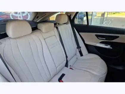 Photo 12 Mercedes Classe E Break 300 Hybrid EQ Avantgarde Line Cl