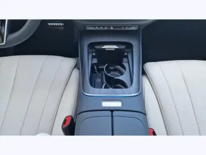 Photo 16 Mercedes Classe E Break 300 Hybrid EQ Avantgarde Line Cl