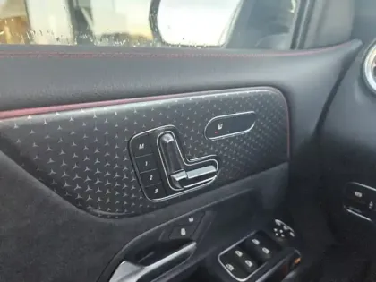 Photo 21 Mercedes Classe B Gén. I (X243) Ph2 AMG Line 5