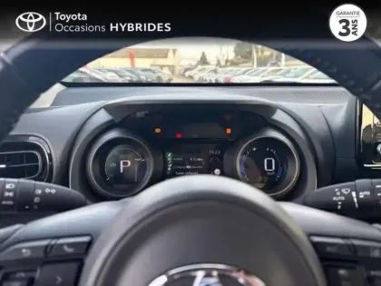 Photo 13 Toyota Yaris  Cross 116h Dynamic Business + Programme Beyond Zero Academy MY22