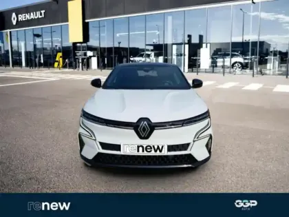 Photo 1 Renault Megane  E-Tech Electric EV60 220ch Iconic super charge -B