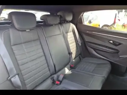 Photo 10 Renault Megane  E-Tech Electric EV60 220ch Iconic super charge -B