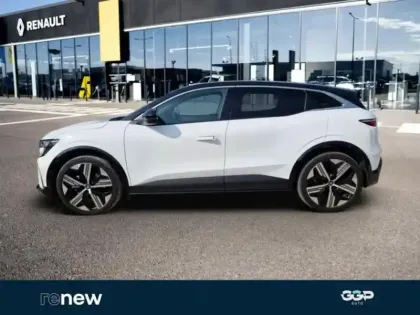 Photo 2 Renault Megane  E-Tech Electric EV60 220ch Iconic super charge -B