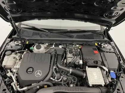 Photo 19 Mercedes Classe A  250 e 8G-DCT