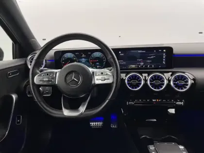 Photo 21 Mercedes Classe A  250 e 8G-DCT