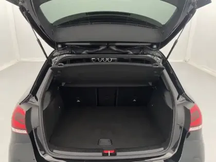 Photo 13 Mercedes Classe A  250 e 8G-DCT