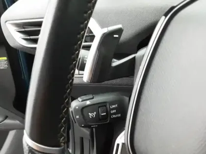 Photo 49 Peugeot 3008  Hybrid 225 e-EAT8