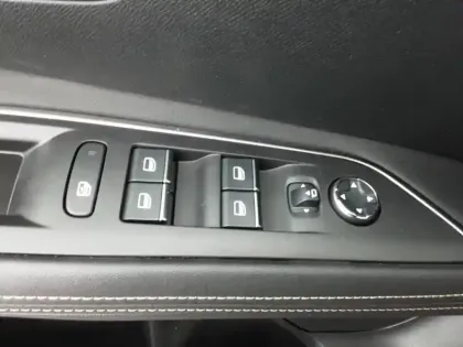 Photo 17 Peugeot 3008 Gén. II Ph2 GT 5