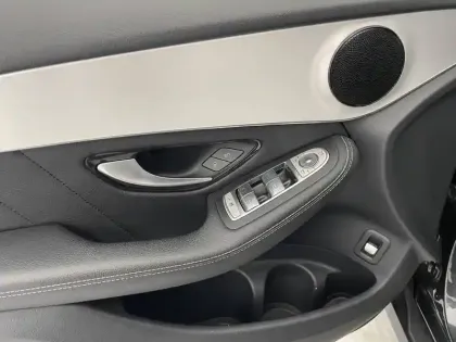 Photo 24 Mercedes Classe GLC GLC 300 de 9G-Tronic 4Matic