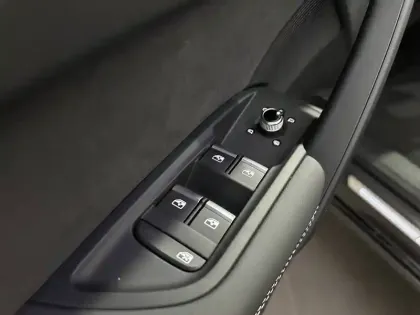 Photo 63 Audi Q5  Sportback 55 TFSIe 367 S tronic 7 Quattro