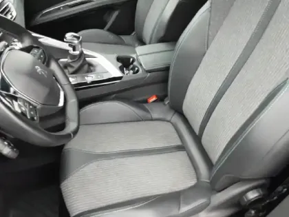 Photo 10 Peugeot 3008  Puretech 130ch S&S BVM6