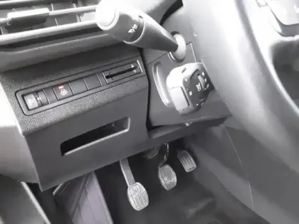 Photo 18 Peugeot 3008  Puretech 130ch S&S BVM6