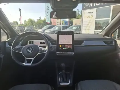 Photo 27 Renault Captur  E-Tech full hybrid 145 ch