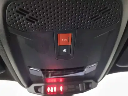 Photo 25 Peugeot 2008  PureTech 130 S&S EAT8