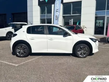 Photo 66 Peugeot 208  ELECTRIQUE 50 KWH 136