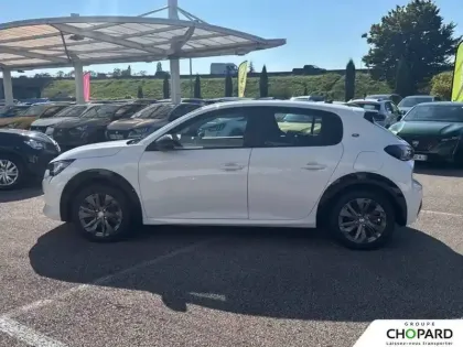 Photo 101 Peugeot 208  ELECTRIQUE 50 KWH 136