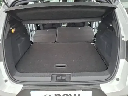 Photo 35 Renault Captur  E-Tech full hybrid 145 ch