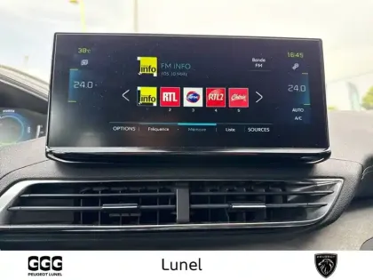 Photo 39 Peugeot 3008  Hybrid4 300 e-EAT8