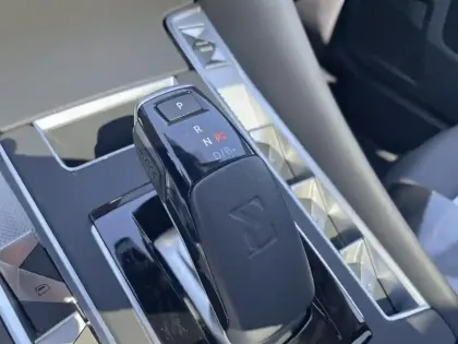 Photo 23 DS DS 9  Hybride E-Tense 250 Rivoli +