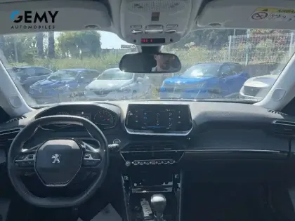Photo 7 Peugeot 2008  PureTech 130 S&S BVM6