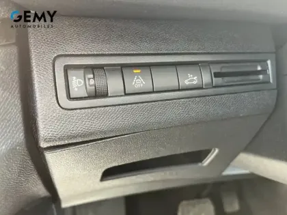 Photo 11 Peugeot 3008  Puretech 130ch S&S BVM6