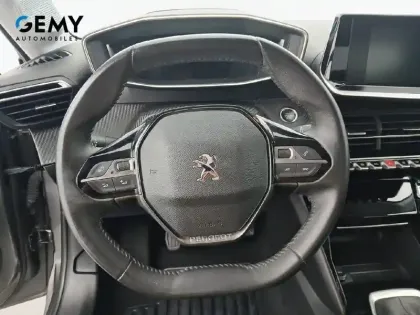 Photo 11 Peugeot 208  PureTech 100 S&S BVM6