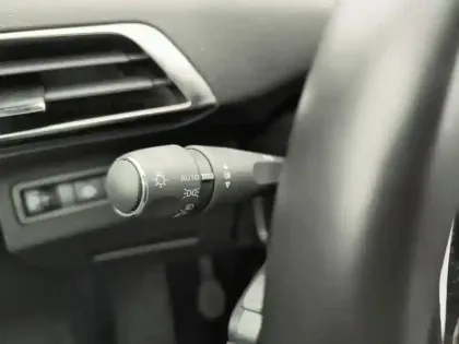 Photo 17 Peugeot 3008  Puretech 130ch S&S BVM6 Allure Pack