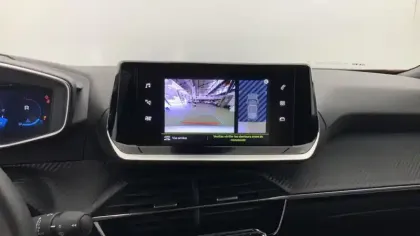 Photo 23 Peugeot 2008  PureTech 130 S&S EAT8 Allure