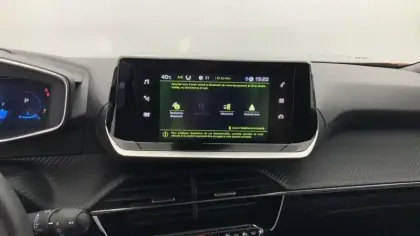 Photo 10 Peugeot 2008  PureTech 130 S&S EAT8 Allure