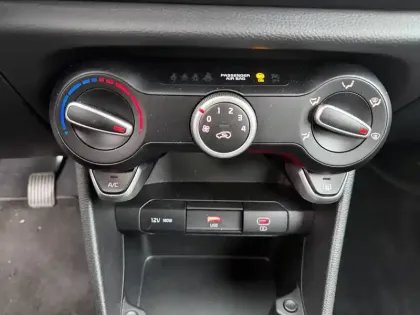 Photo 27 Kia Picanto  1.2 DPi 79 ch BVM5