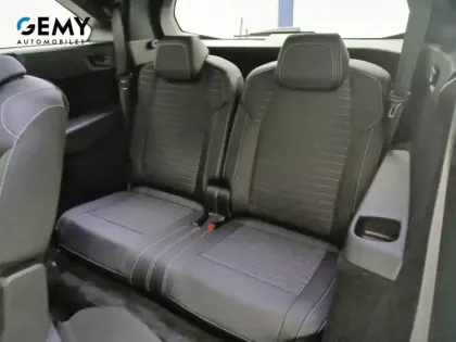 Photo 20 Peugeot 5008  Hybrid 145 e-DCS6