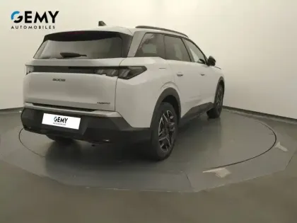 Photo 17 Peugeot 5008  Hybrid 145 e-DCS6